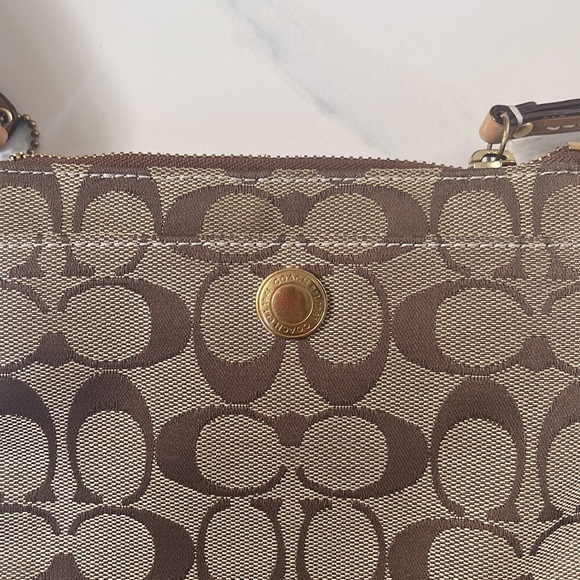 Coach cross body bag - Picture 3 of 6